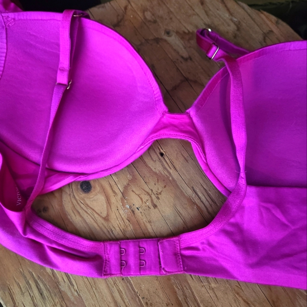 VICTORIA SECRET PADDED BRA - Picture 4 of 4